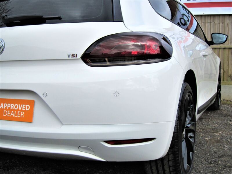 VOLKSWAGEN SCIROCCO