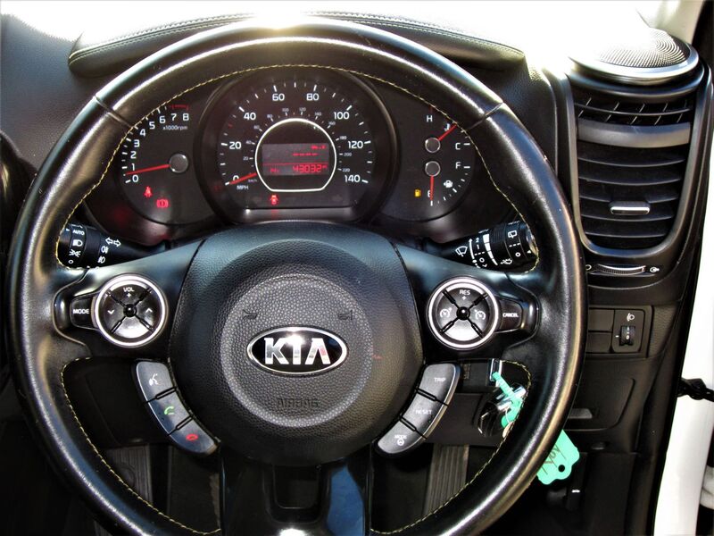 KIA SOUL