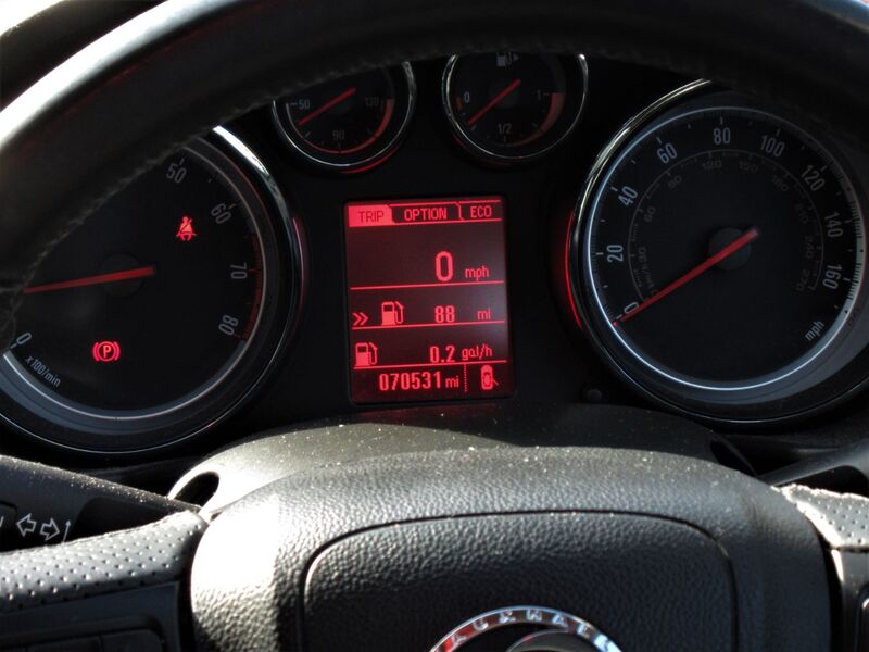 VAUXHALL INSIGNIA