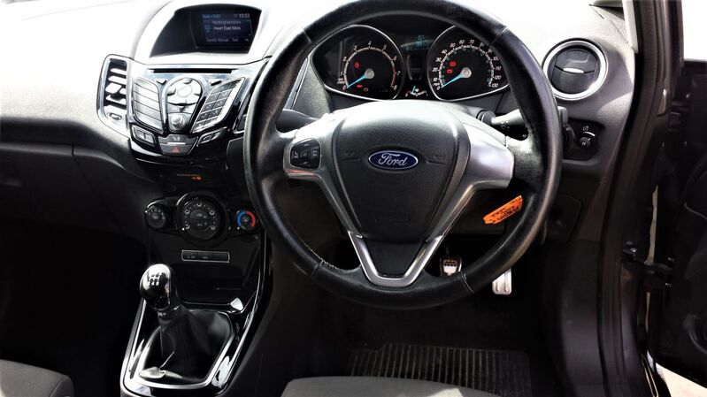FORD FIESTA