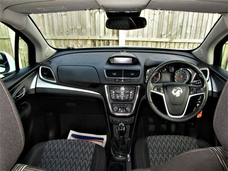 VAUXHALL MOKKA