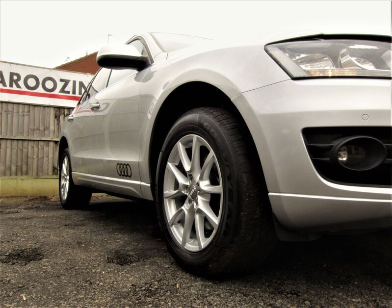 AUDI Q5