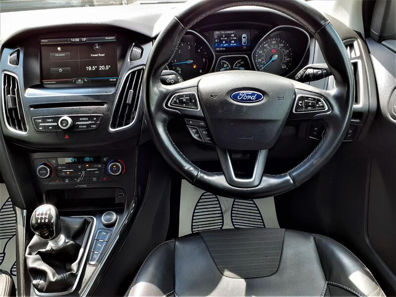 FORD FOCUS
